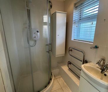 1 bedroom semi-detached bungalow to rent - Photo 1