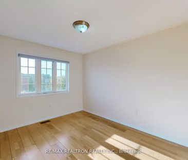 For Lease - 427 Ravineview Way, Oakville, Ontario - Photo 3