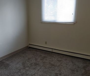 APT 12-51 ROBINSON - Photo 2