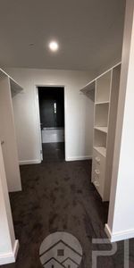 Spacious and Modern 2-Bedroom Apartment with Dual Balconies – Prime Seven Hills Location for Rent - Photo 3
