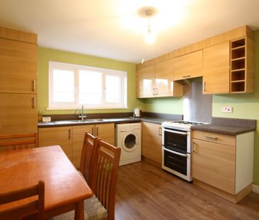 3 bed Semi-Detached - To Let - Photo 1