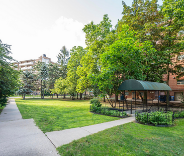 apartments at 45 Paisley Boulevard W - Photo 4 | Rentumo
