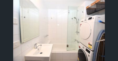 Charming Two Bedroom Apartment Close To Everything! - Photo 5