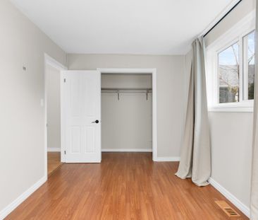 For Lease - 380 Gill Street, Orillia, Ontario - Photo 4