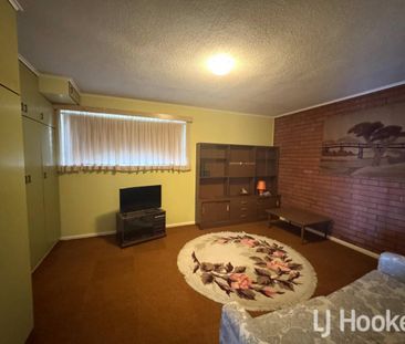 Charming Family Home with Stunning Views - Photo 3