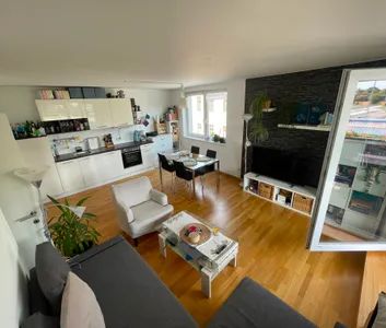 Vermiete sonnige 64m2 Whg mit Balkon - Foto 1