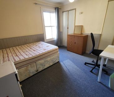 1 bed house to rent in Room Earlham Road, Norwich, NR4 - Photo 2