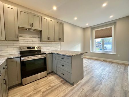 For Lease - 39 Grove Avenue Unit# MAIN, St. Catharines, Ontario - Photo 2