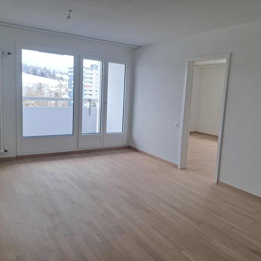 APPARTEMENT RENOVE AVEC BALCON ET ASCENSEUR - Photo 1