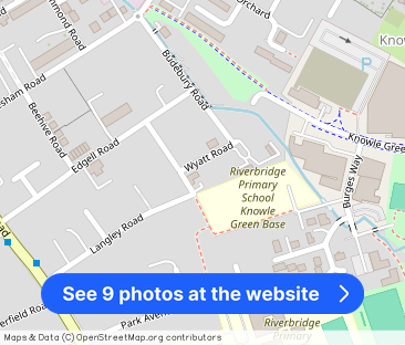 Staines - Photo 1