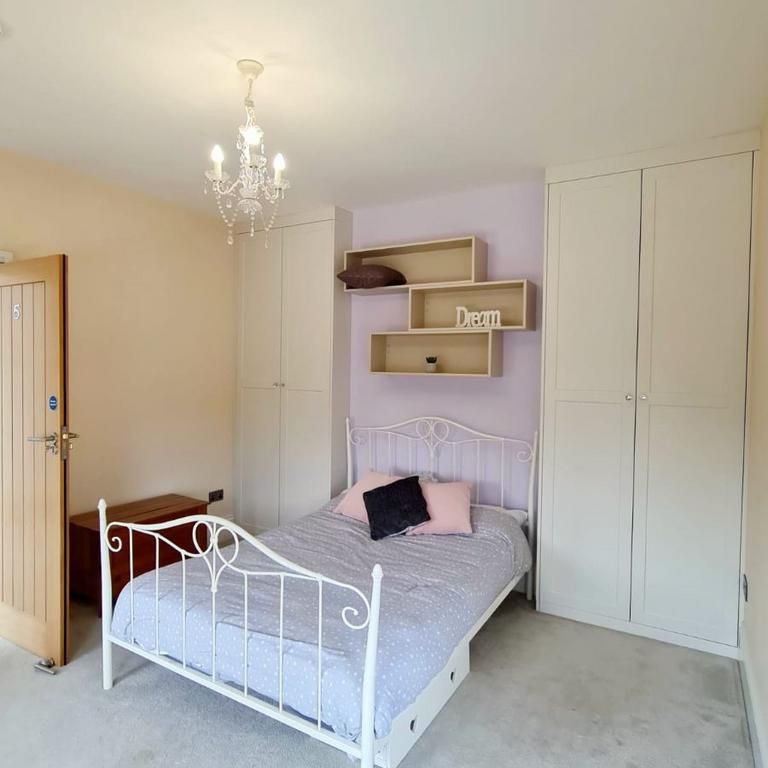 8 bedroom house share to rent - Photo 1