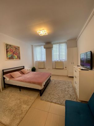 Garsoniera, 37 mp, zona Ultracentral - Catedrala Sf. Dumitru - Fotografie 1