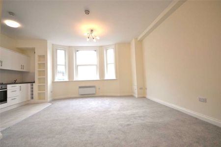 Allitsen Road, St Johns Wood, London, NW8 7AU - Photo 4