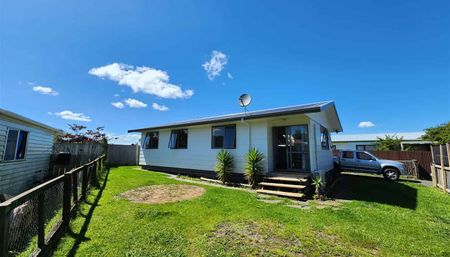 3 Bedroom Family Home - Photo 4