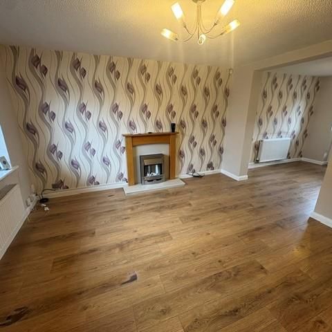 3 bedroom property to rent - Photo 1
