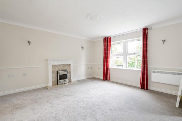 1 bed apartment to rent in Downing Close, Knowle, B93 - Photo 1