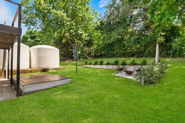 Peaceful Family Home - Photo 1