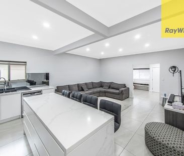 Modern 3-Bedroom Home in prime location - Photo 5