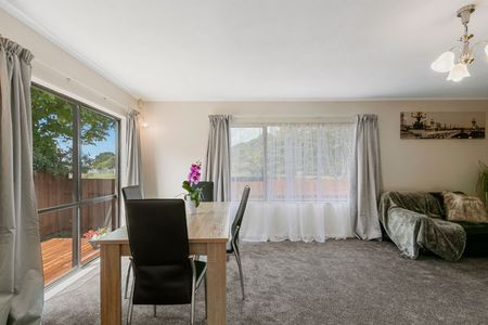 a/98 Reynolds Street, Taita Wellington 5011 - Photo 4