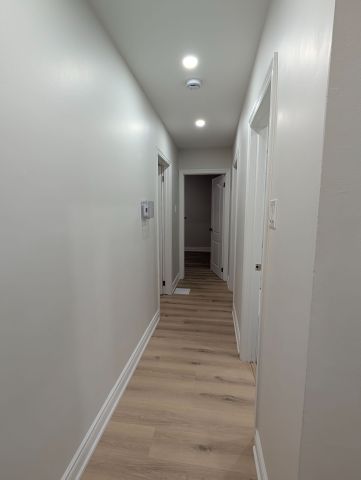 For Lease - 198 Cherrywood Drive, Newmarket, Ontario - Photo 4