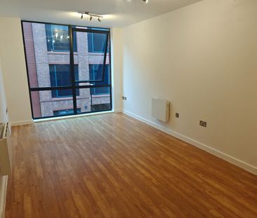 1 Bed Flat, George Street, B3 - Photo 3