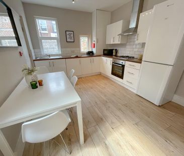 5 bedroom terraced house to rent - Photo 5