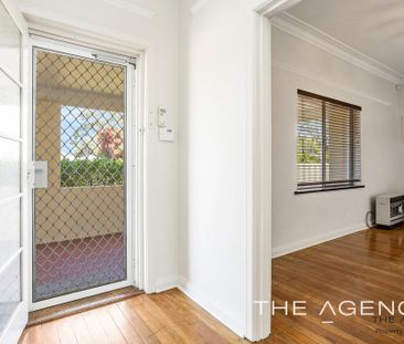 3 Bedroom 1 Bathroom House in Bedford - Photo 6