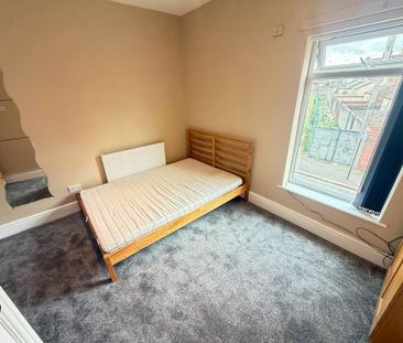 2 bedroom terraced house to rent - Photo 6