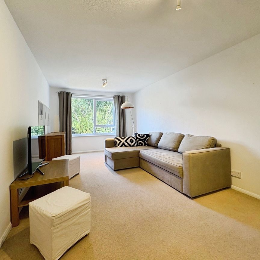 Gordon Road, Camberley, Surrey, GU15 - Photo 1