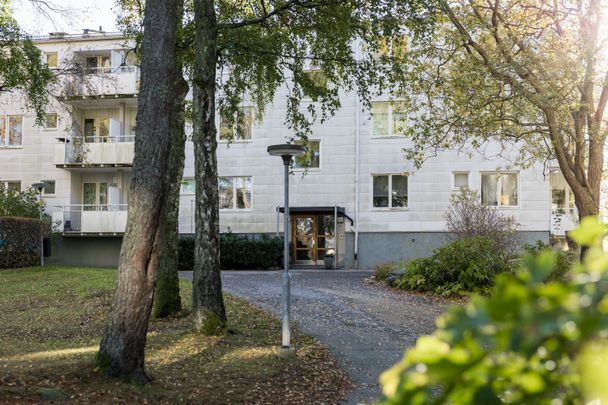 Aprilgatan 22 - Photo 1