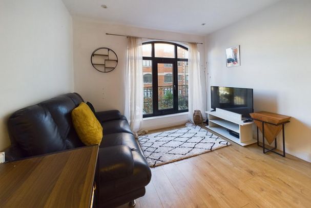 1 bedroom apartment to rent - Photo 1