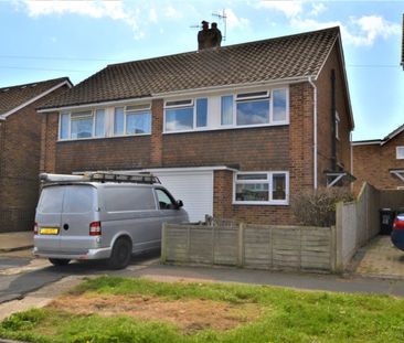 A 3 Bedroom Semi-Detached House Instruction to Let in Bexhill-on-Sea - Photo 2