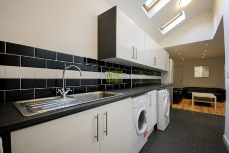 5 bedroom terraced house to rent - Photo 5
