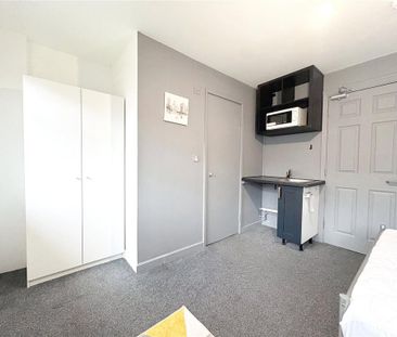 5 bedroom property to rent - Photo 4