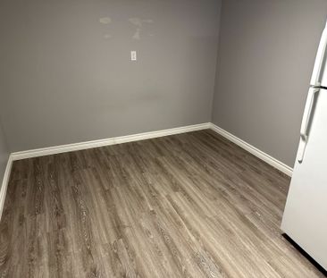 For Lease - 204 Mason Drive, Whitby, Ontario - Photo 2