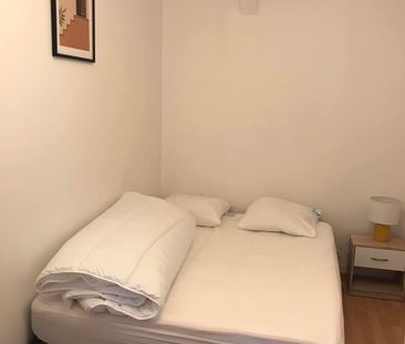Location Appartement 1 pièce 34m² TROYES 10000 - Photo 2