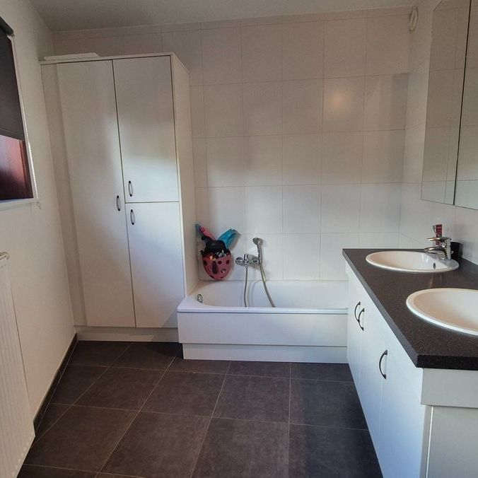 Appartement te huur in Gelrode voor € 925 met 2 slaapkamers - Photo 1