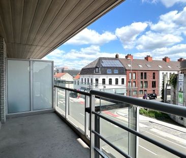 Appartement te huur in Roeselare voor € 790 met 2 slaapkamers - Foto 1