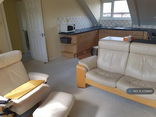 2 bedroom flat to rent - Photo 1