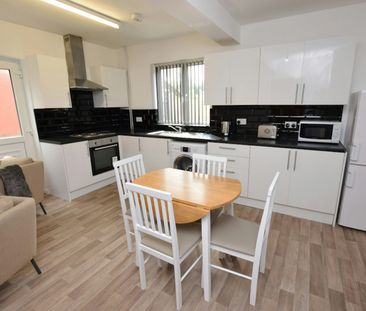 London Road, Far Cotton, Northampton, NN4 - Photo 2
