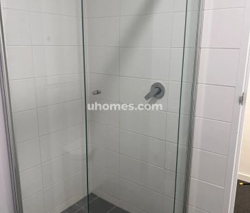 Signature Studio Apartment - Photo 5