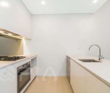 Luxury 1 bed Apartment for lease - Photo 1