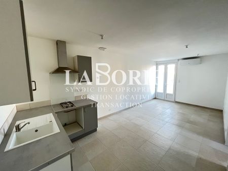 Location Appartement 2 pièces 36m² ENTRAIGUES SUR LA SORGUE 84320 - Photo 3