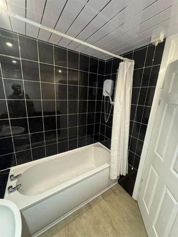 Fairlawn Way, Willenhall, WV12 - Photo 4