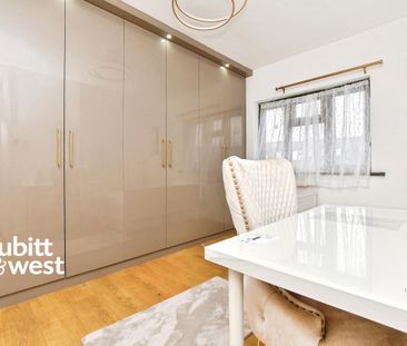 4 bedroom terraced house to rent - Photo 2