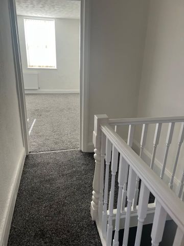 3 Bed End Terrace, Grange Mount, CH43 - Photo 4