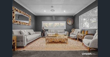 Immaculate Ex Display Home! - Photo 2