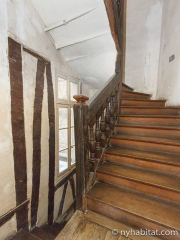 Logement à Paris, Location meublée - Photo 3