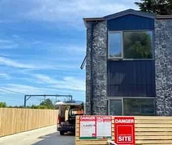 4 bedroom + 3 Bathroom - Photo 4