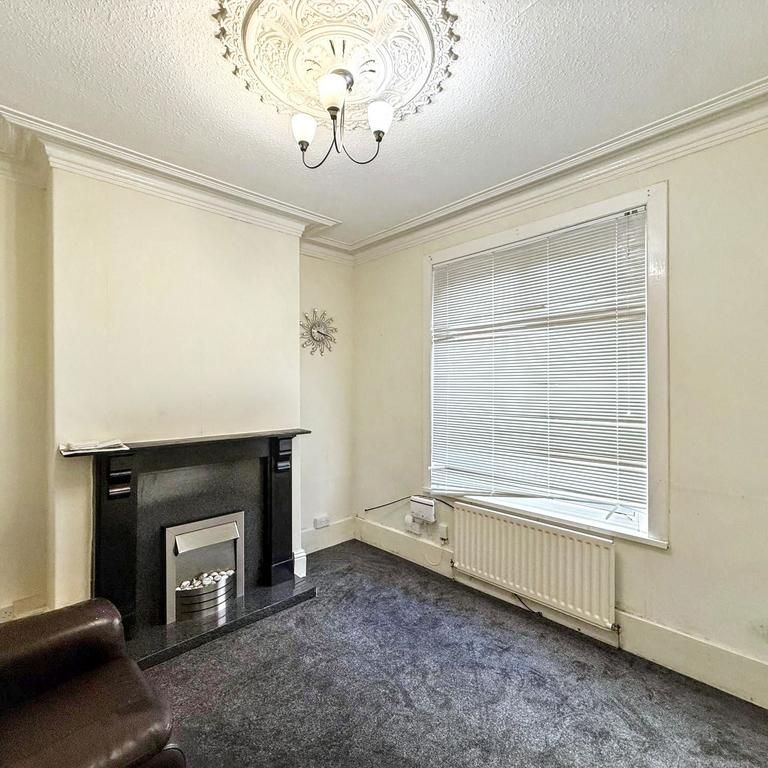 3 bedroom terraced house to rent - Photo 1
